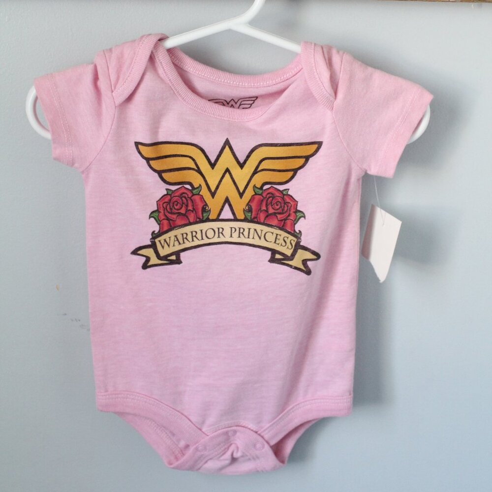 ❄️5/$25🎄Wonder Woman  0-3M Diaper Shirt New